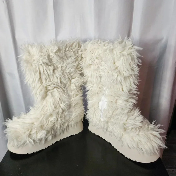 UGG WHITE FLUFF MOMMA SUGAR FAUX FUR PLATFORM BOOTS, US 5/ EUR 36 NEW - Picture 6 of 11